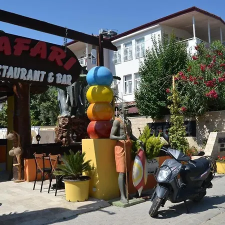Side Safari Suit Aparthotel